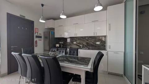 Penthouse in Marsascala